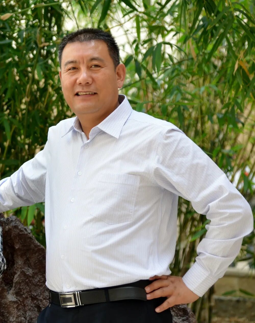 著名作家王新军突发疾病去世，年仅57岁，生前连续三届入选“甘