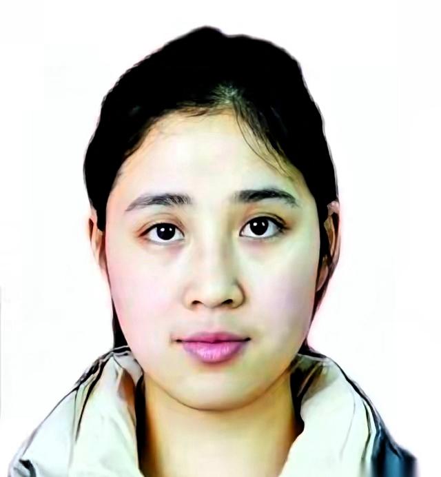 谁说亲情非得靠血缘维系？重庆汉子邓和平的故事，把“养恩大于生恩”诠释得淋漓尽致。