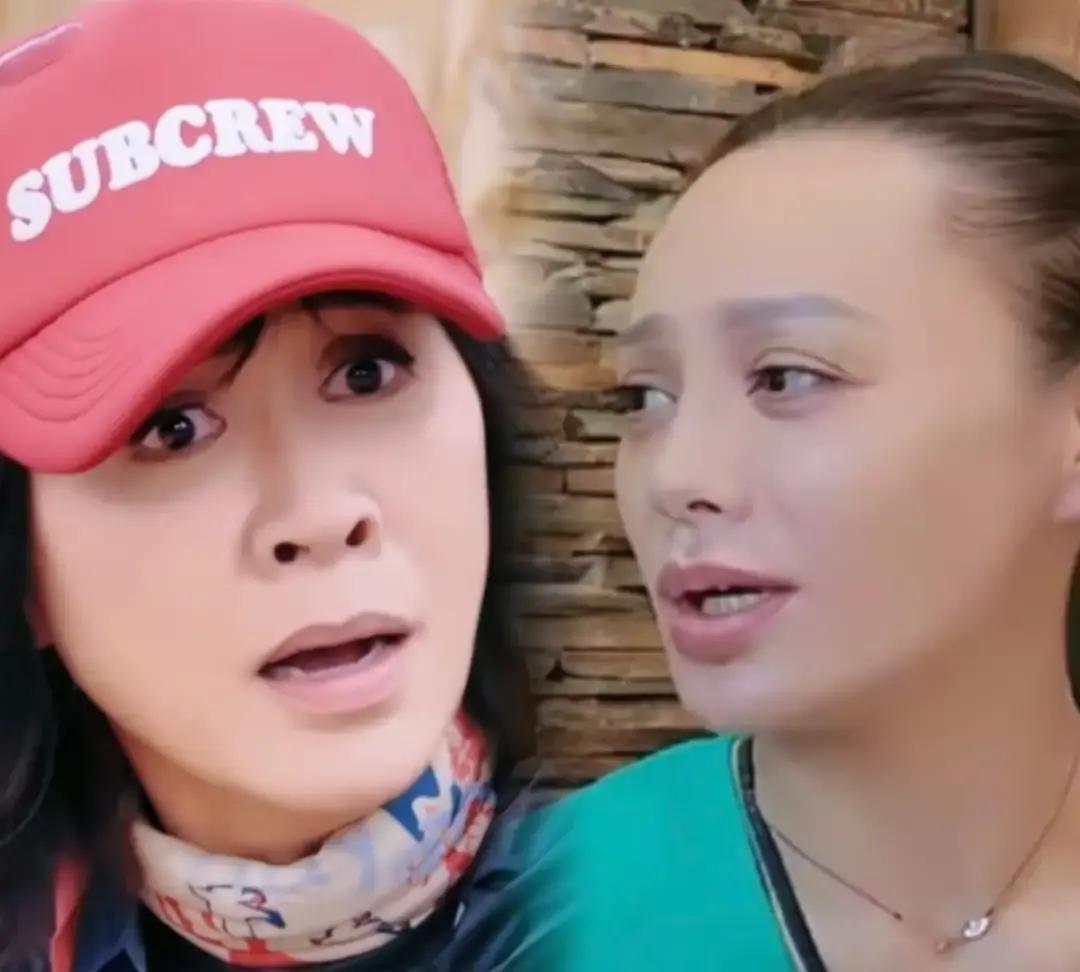 刘嘉玲一句“心动过”引爆热搜
 
35年婚姻，她先承认心动，再晒牵手照。网友炸锅