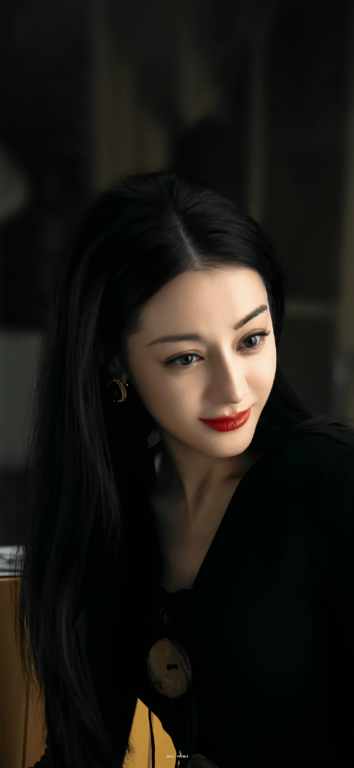 迪丽热巴 · 𝘿𝙞𝙡𝙧𝙖𝙗𝙖 壁纸级写真 待收藏 