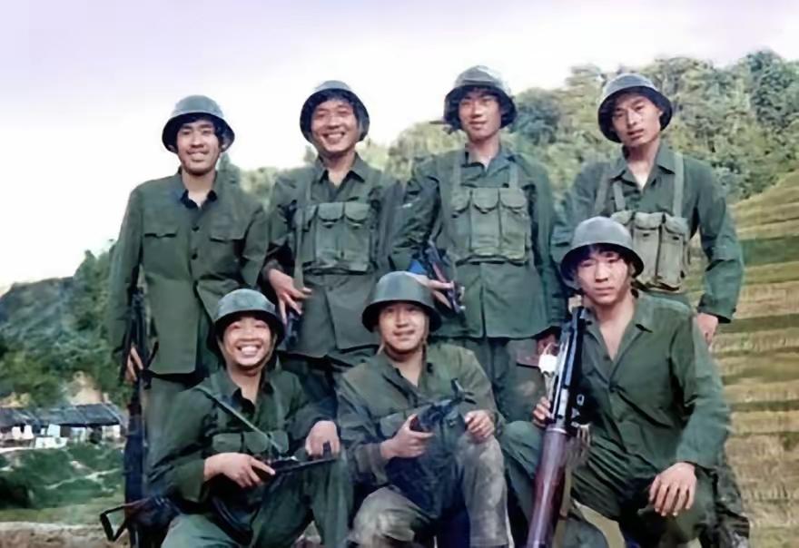 1985年，老山前线，17岁战士顾克路，被越军炮弹炸成“两截”，副连长孙兆群大喊