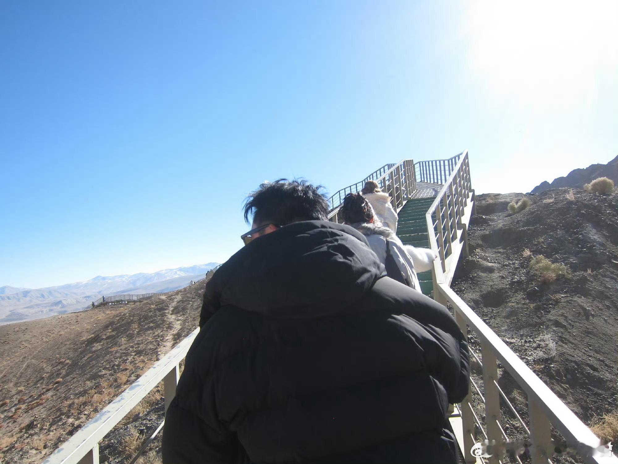 谁被西藏新疆路透勾得抓心挠肝？雪山下的追逐、喀什街头的欢笑，11.22锁定浙江卫