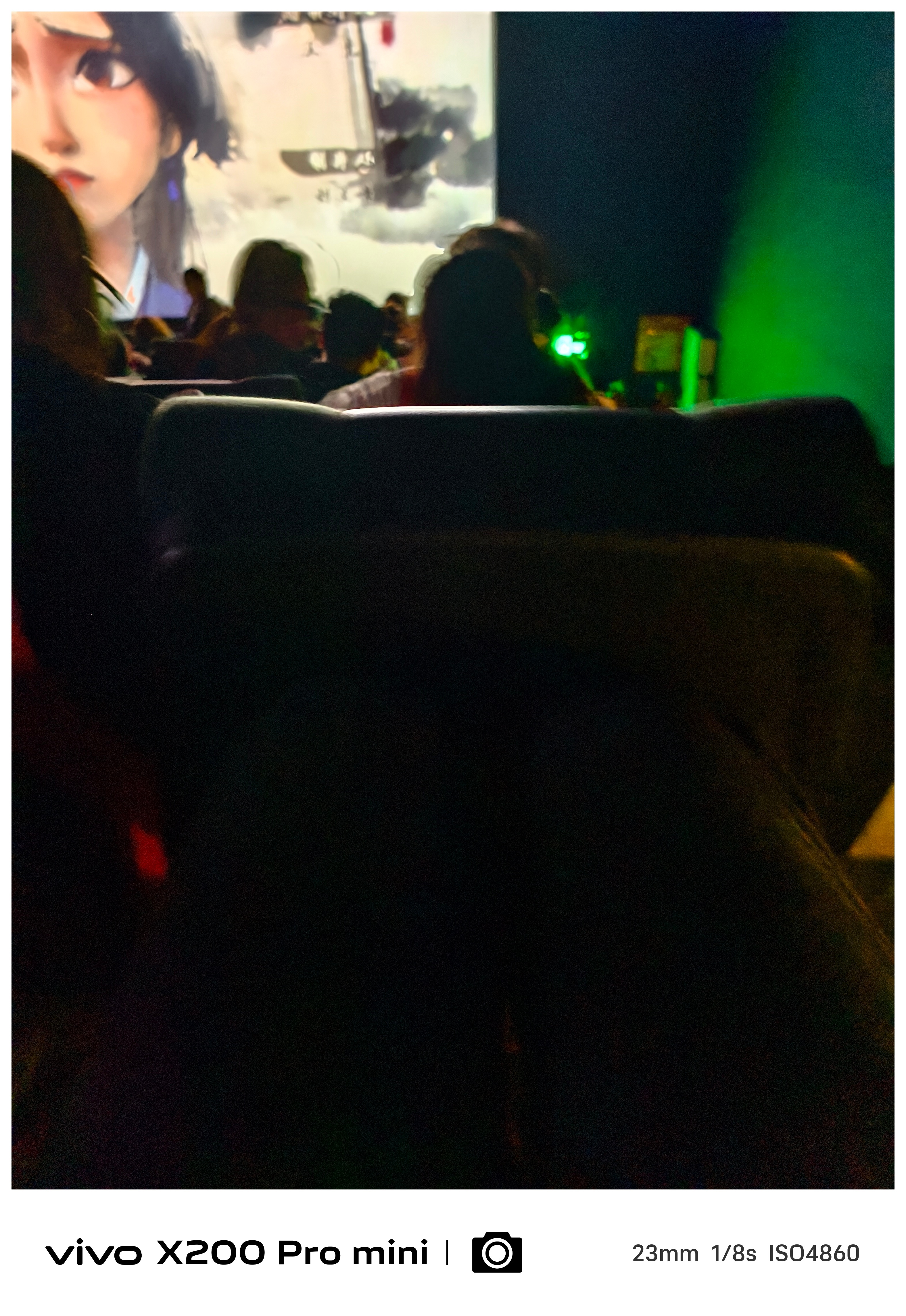 哪吒2已破111亿 该说不说，我们这十八线西北小城，这个时间看哪吒依然满座。我买