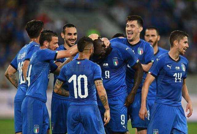 4月14日中国足球传来最新消息：
1.前国足队长李玮峰在接受采访的时候表示，日本