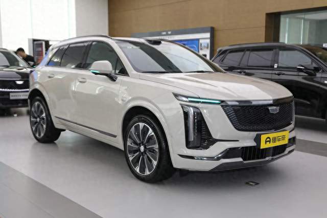 凯迪拉克 XT5 PHEV ：亲身体验，拒绝盲选