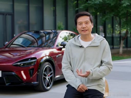 YU7 GT 有千匹马力、300km/h 极速、705km 续航、碳陶刹车，配置