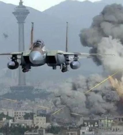 大批军机调往欧洲，在筹备新的战争吗？
     2026年1月初，大量美军飞机突