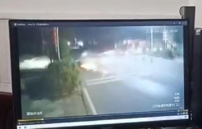 【醉驾致一家3人死亡案将开庭：肇事者及车主均被起诉 受害者家属希望严惩】醉驾致3