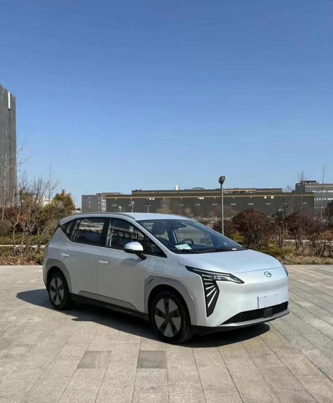 不知道从啥时候开始，国产车的汉文名字越来越让人摸不着头脑，以前像“解放”，“东风