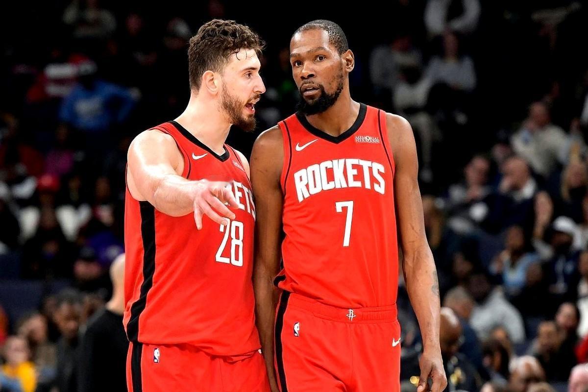 湖人季后赛首轮可能要撞上火箭了！西部这排名，真是不到最后一场都说不准啊。

湖人