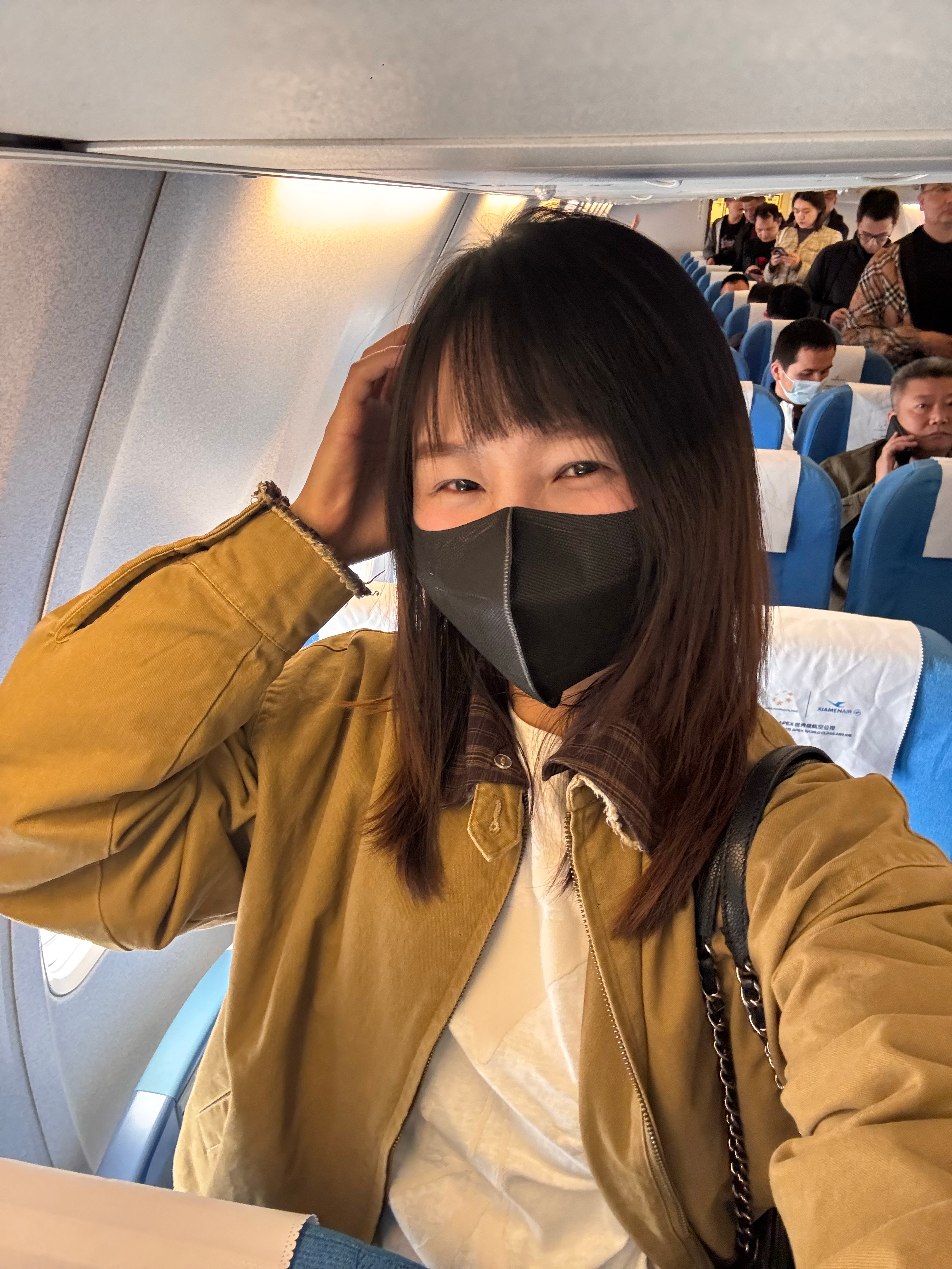 落地杭州了，站起来清醒一下，本来还担心磕到头，结果多虑了