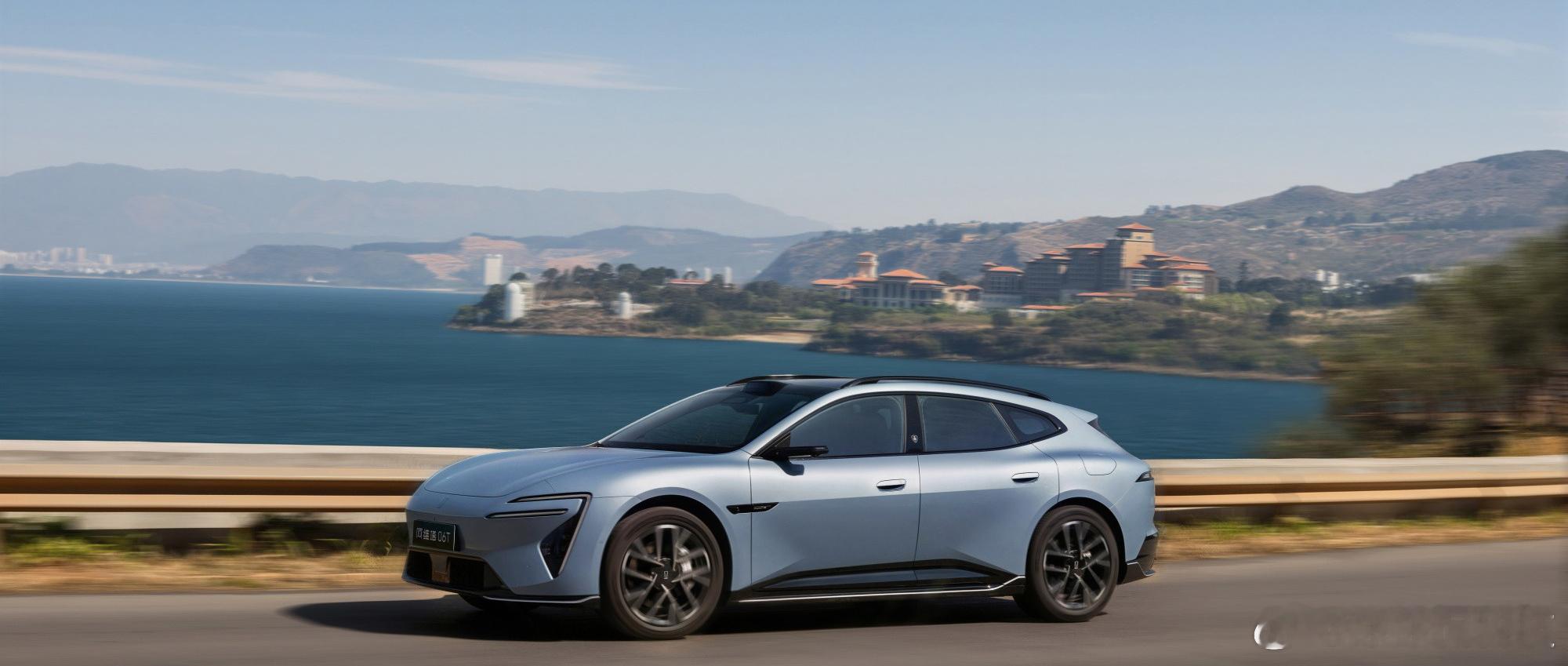 啧啧，入门就是双电机后驱、零百公里加速3.74秒，阿维塔首款猎装车06T确定将于