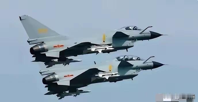 中国通告全球！
10月26日，中国军方通告全球：东部战区空军多支编队赴台岛周边训