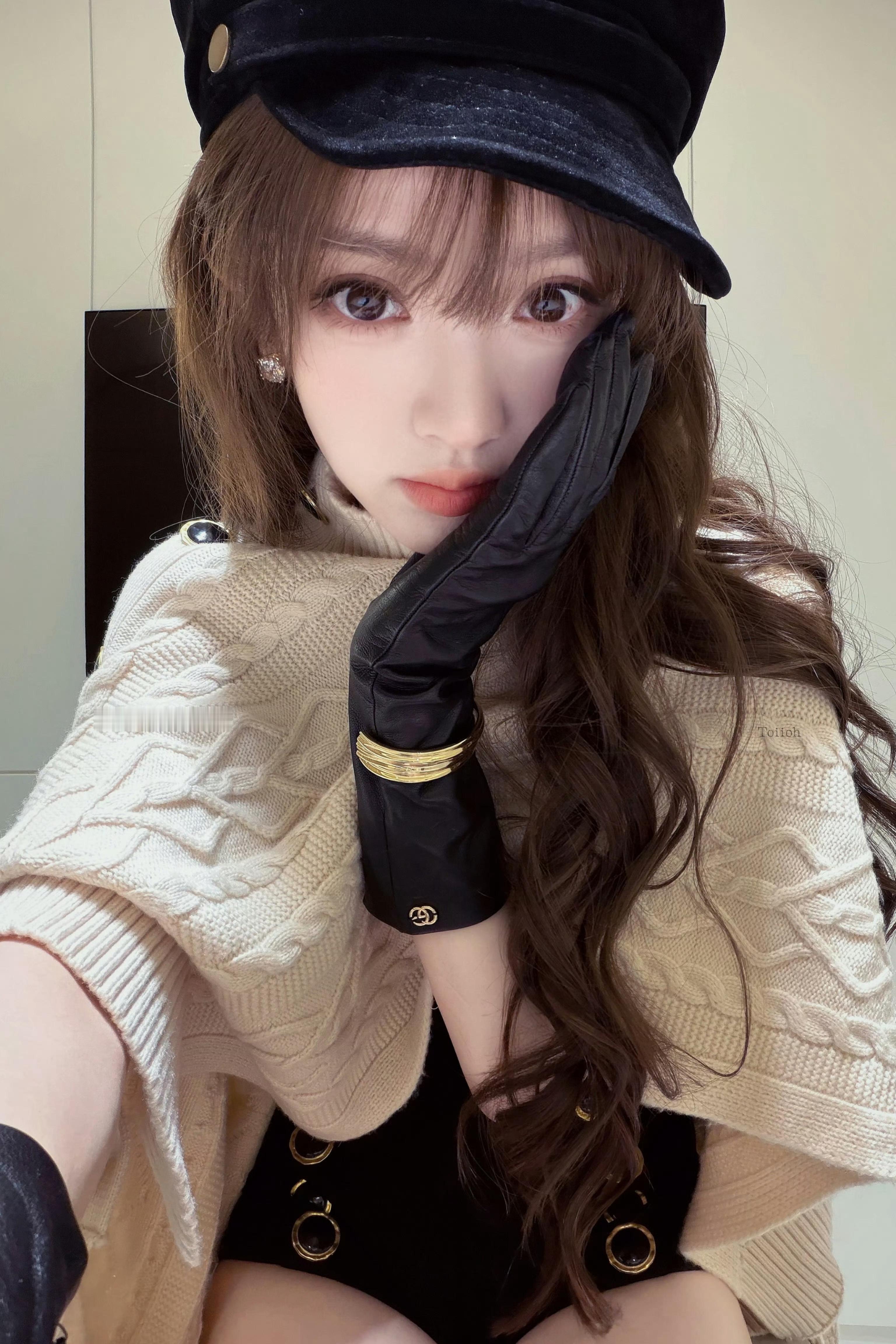 这个千金味溢出  完美贵卡…..cr.Toiioh ​​​