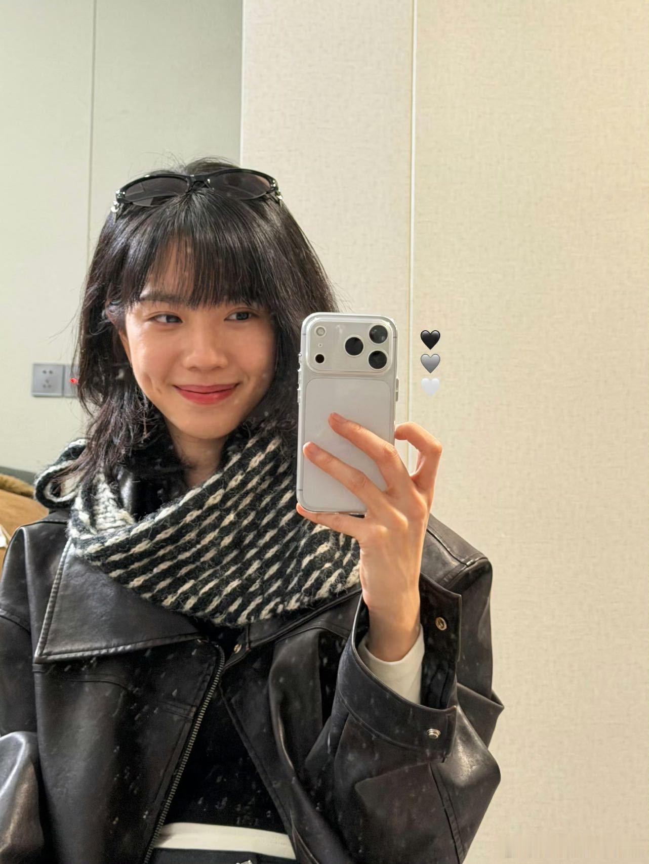 王皓庄达菲李庚希张宥浩聚餐王皓终于想起来发日常了 终于等到了王皓的日常！居然是一