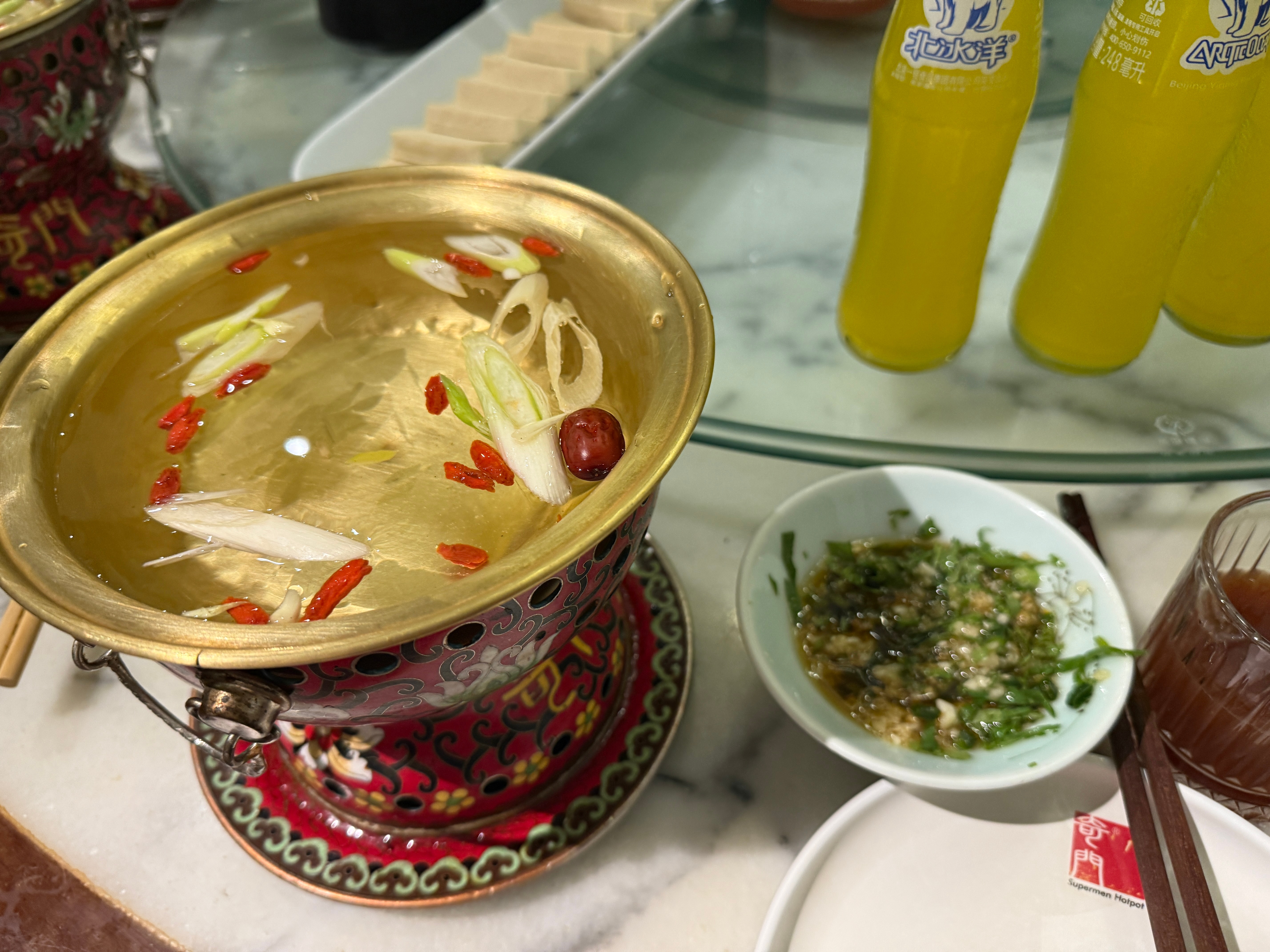 吃北京铜锅配油碟是不是该打[doge]  ​​​