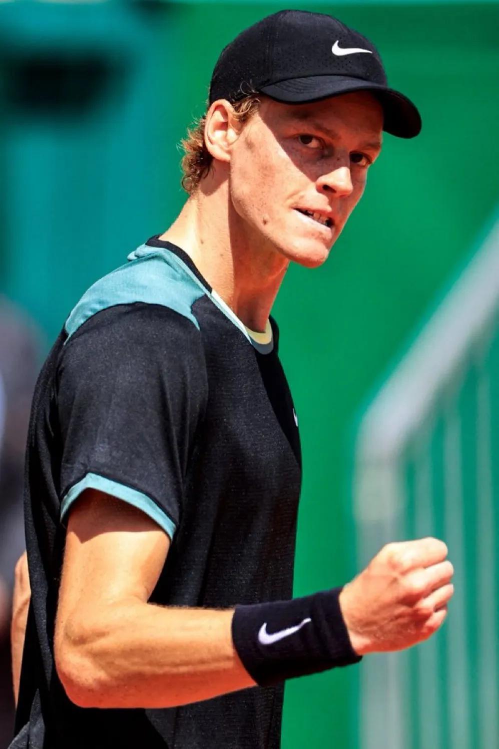 网球有約｜扬尼克·辛纳 (Jannik Sinner) 在一场精彩的比赛中以 6