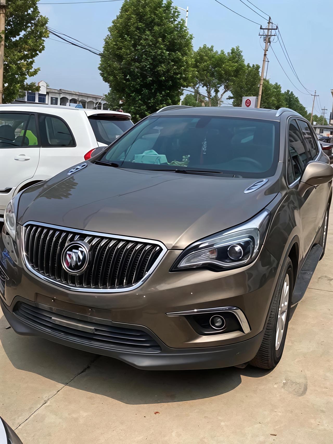 二手昂科威怎么选？中配豪华型值得关注

在考虑二手SUV时，别克昂科威是一个常被