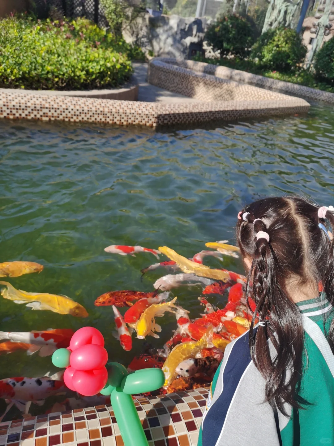 我发现自从不管孩子以后，她越来越