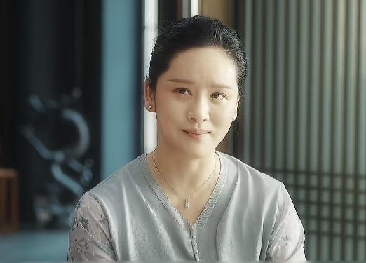 天呐！这个女演员都53岁了，真是没看出来！
大家对这个演员有印象吗？
电视剧她的