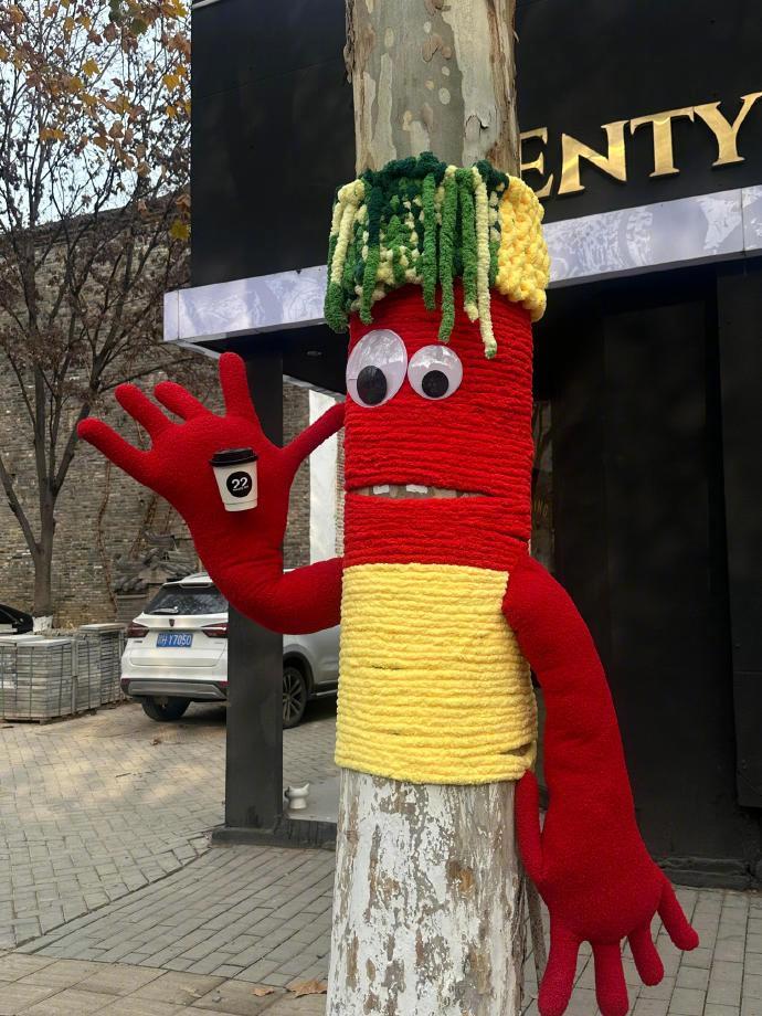 这人间烟火,事事值得,人生向善,就是懂得与生活相互成全。 