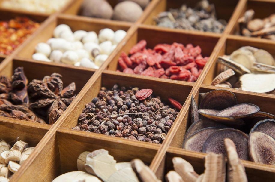 心三药、肝三药、脾三药、肺三药、肾三药，具体是哪些你知道吗？
门诊天天见人捧着补