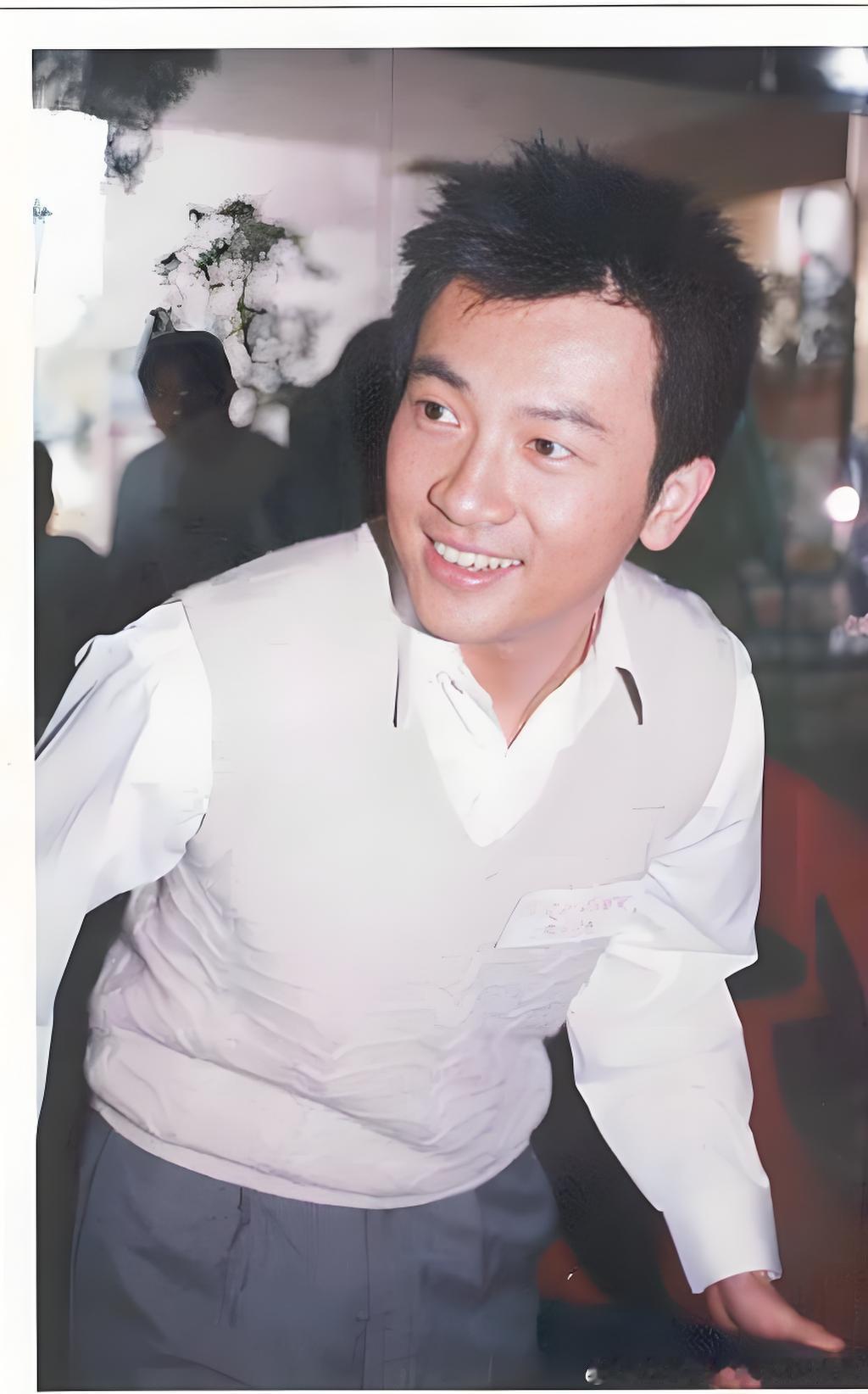 杜飞  2001年 杜飞ww宣传期🚫ai製圖🚫二創 