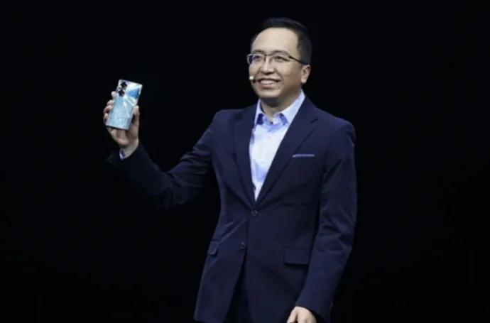 同行高度认可，华为就是国内最强。今天，荣耀CEO赵明在新品发布会后的媒体专访中表