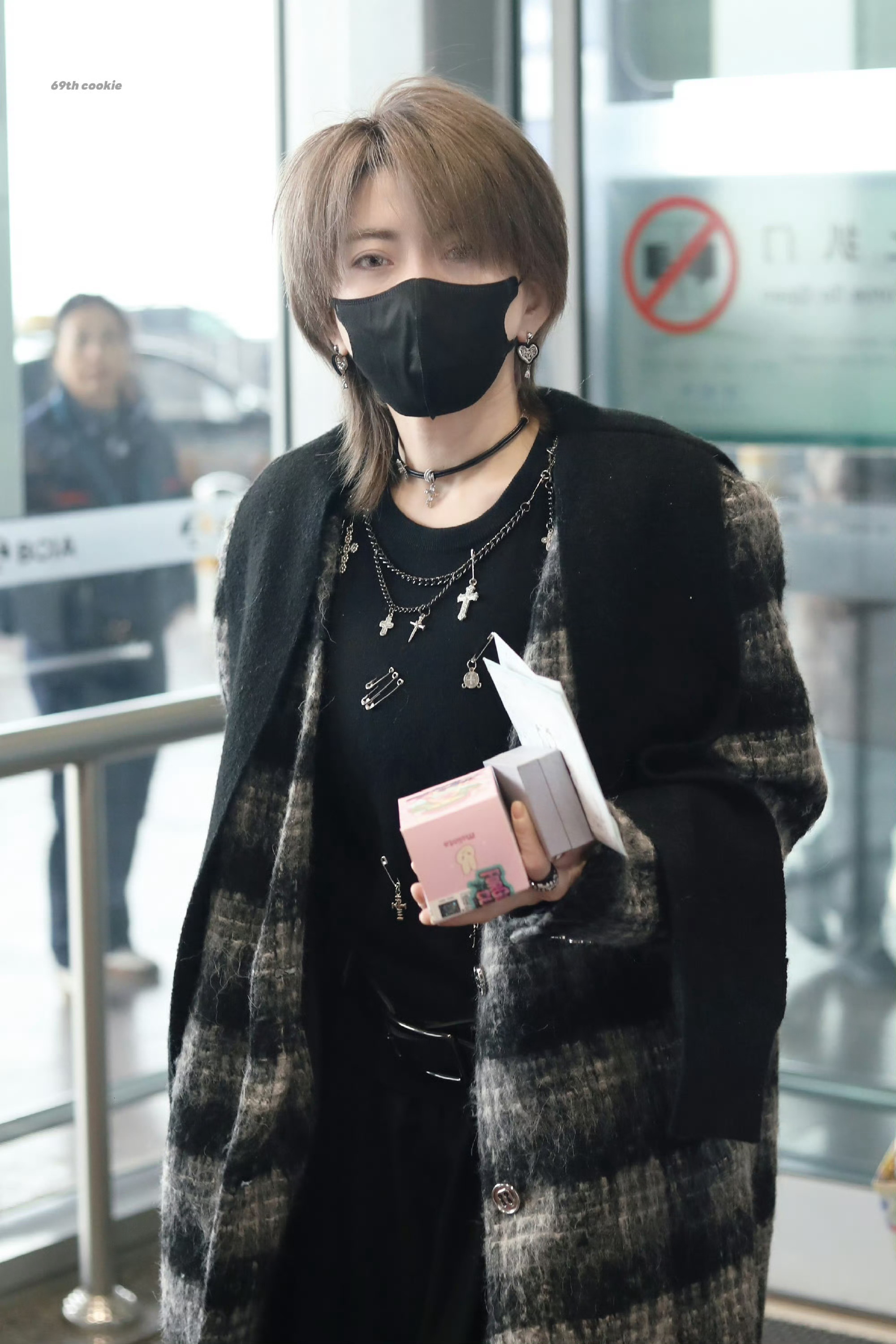 今天我家满分女和满分男一起闪耀机场了 