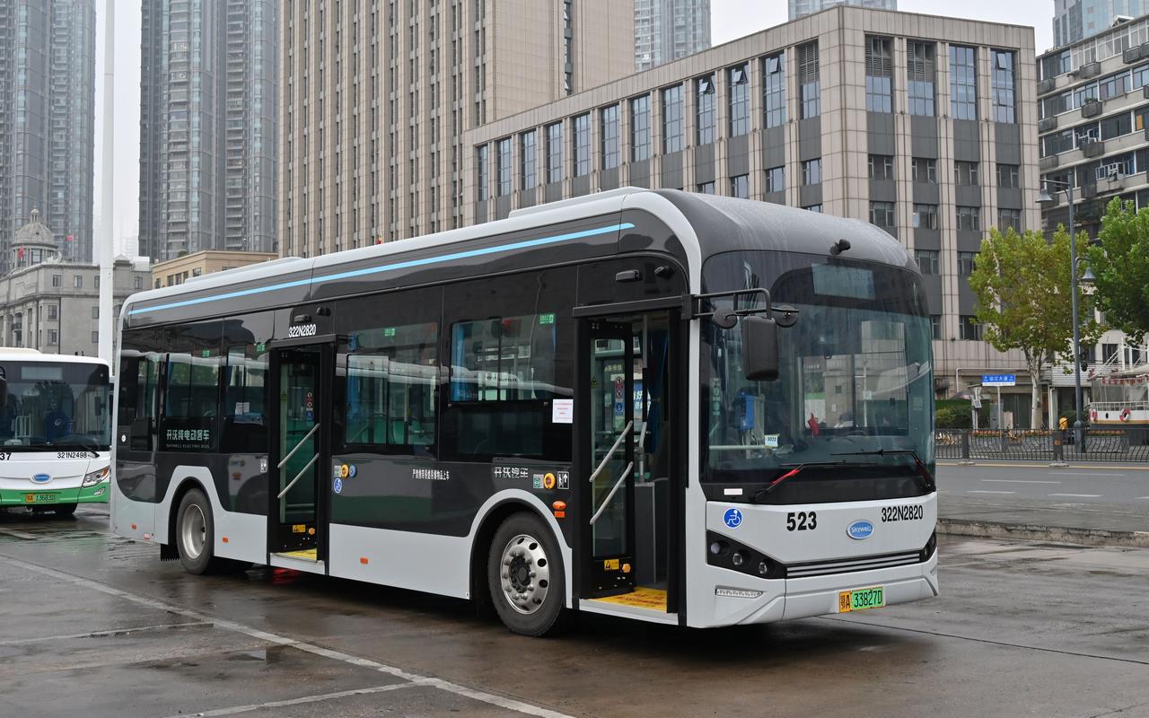 #取消公交车，来刺激汽车消费可行吗# 这个话题好离谱，提问的人真的坐过公交车吗？