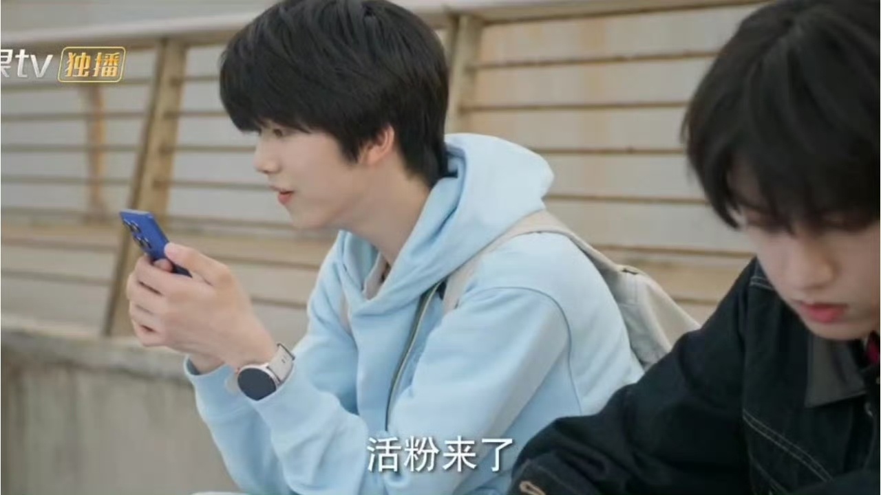 我现在看到不停上涨的人数就这样 ​​​