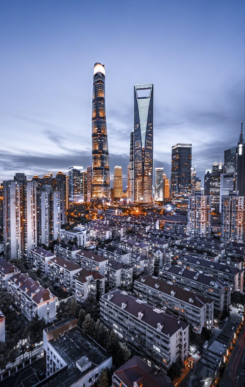 刚刷到上海这份十五五住房规划，新房供货直接压下来，很多人在聊对地产这块会带来啥变