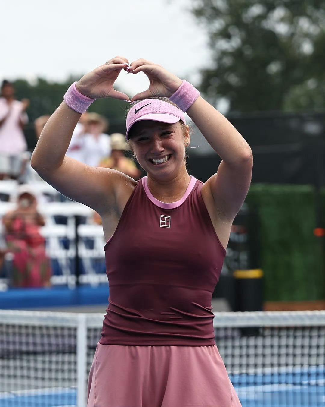 16岁小将获WTA首冠 WTA250孟菲斯站女单决赛，16岁的资格赛小将柳托娃以