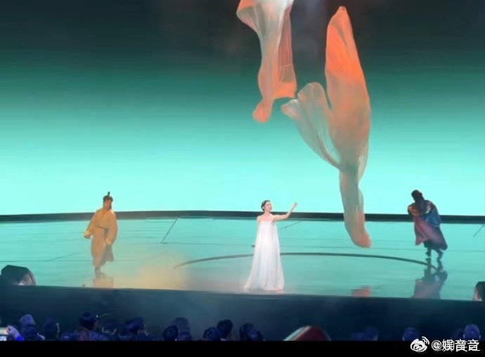 段奥娟再唱凡人段奥娟炖煮红蒸🎵她的声音真的好有辨识度，再唱这首经典曲目，还是一