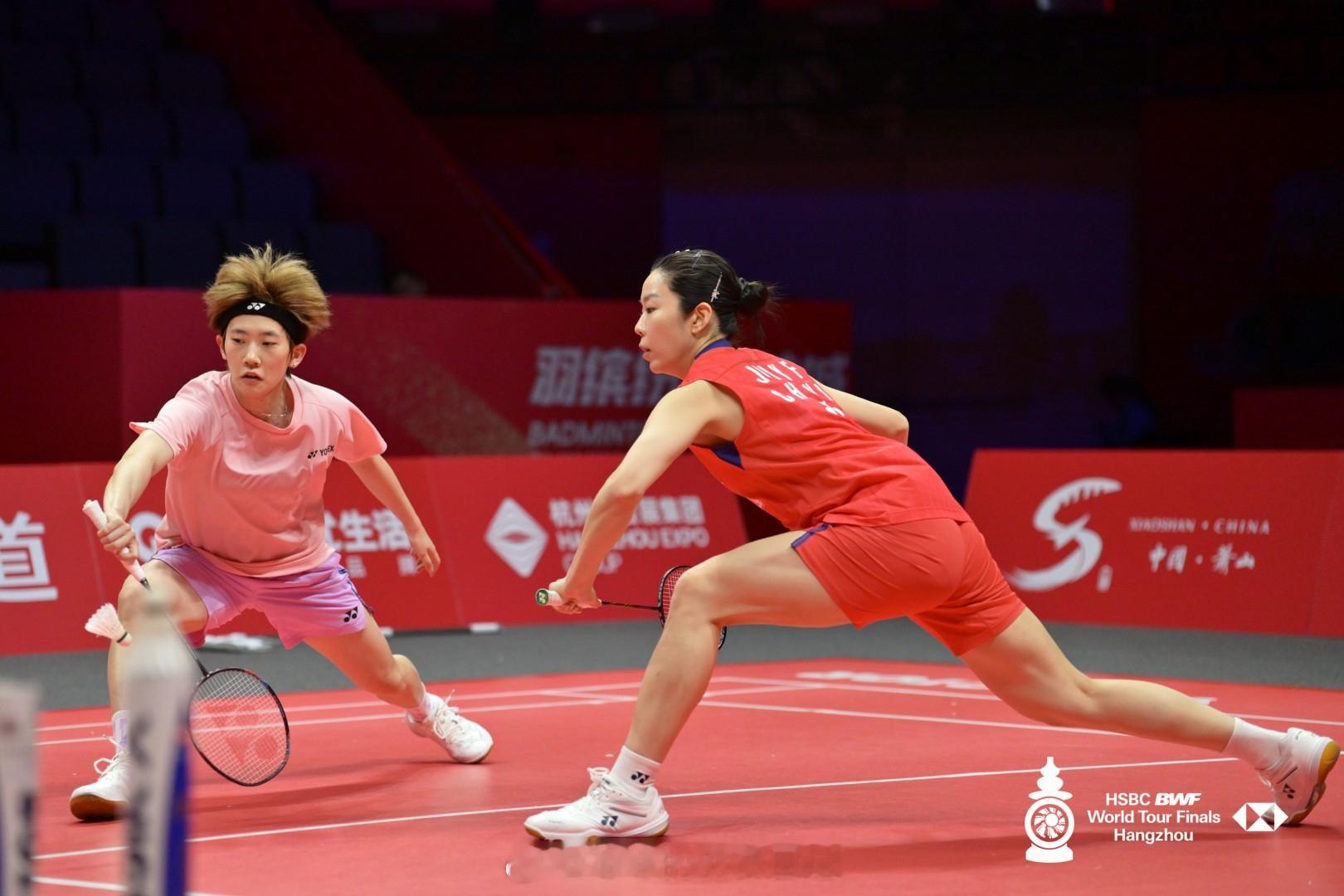 2025年世界羽联年终总决赛 中国：贾一凡 张殊贤热点现场