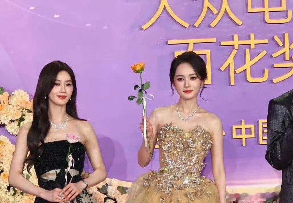 说真的，杨幂刘诗诗这个同框，我幂全方位秒了 