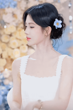 鞠婧祎直播鞠婧祎[超话] 鞠婧祎直播！一沫真挚的情话 ​​​