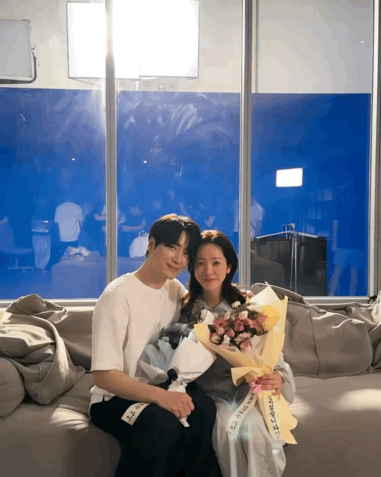 我的完美秘书[超话]   韩志旼update！！！！！！！！只有感谢🙏🏻果然