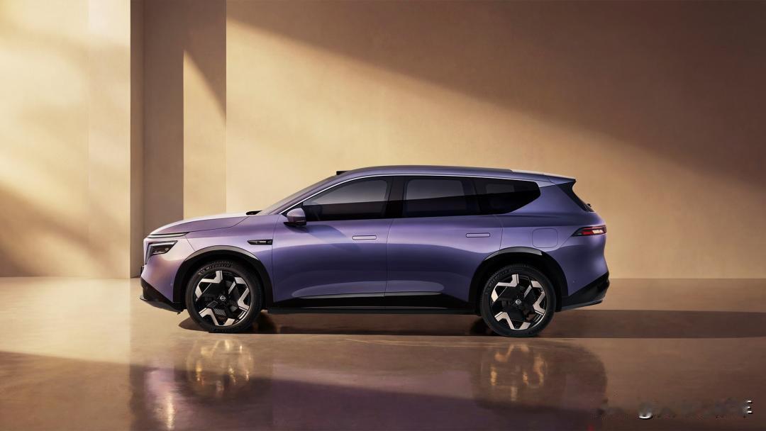 李想这回是真急了！
4月11号下午，理想汽车CEO李想在朋友圈连发两条，措辞之激