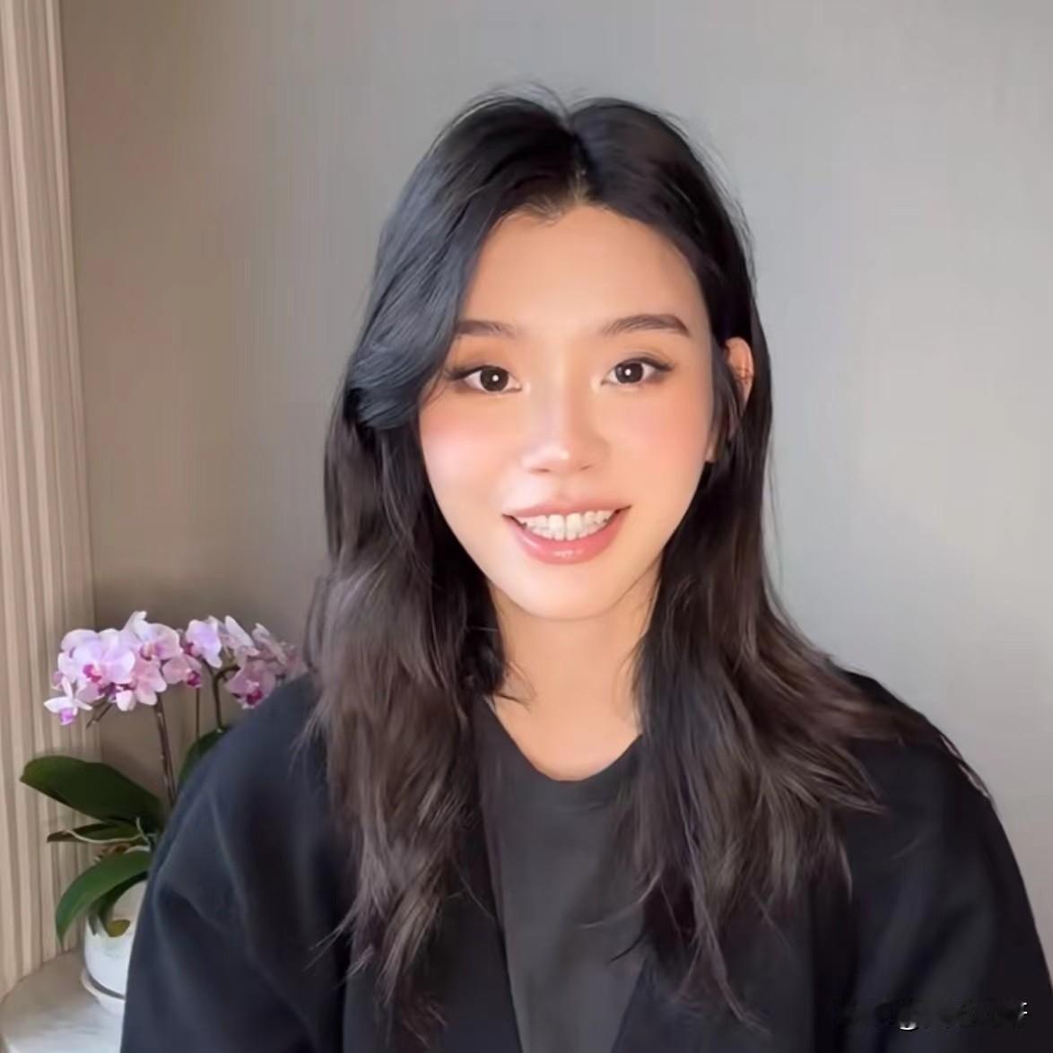 富养女儿穷养儿子？奚梦瑶在平台上分享自己给孩子买的东西。结果有网友发现，女儿一套