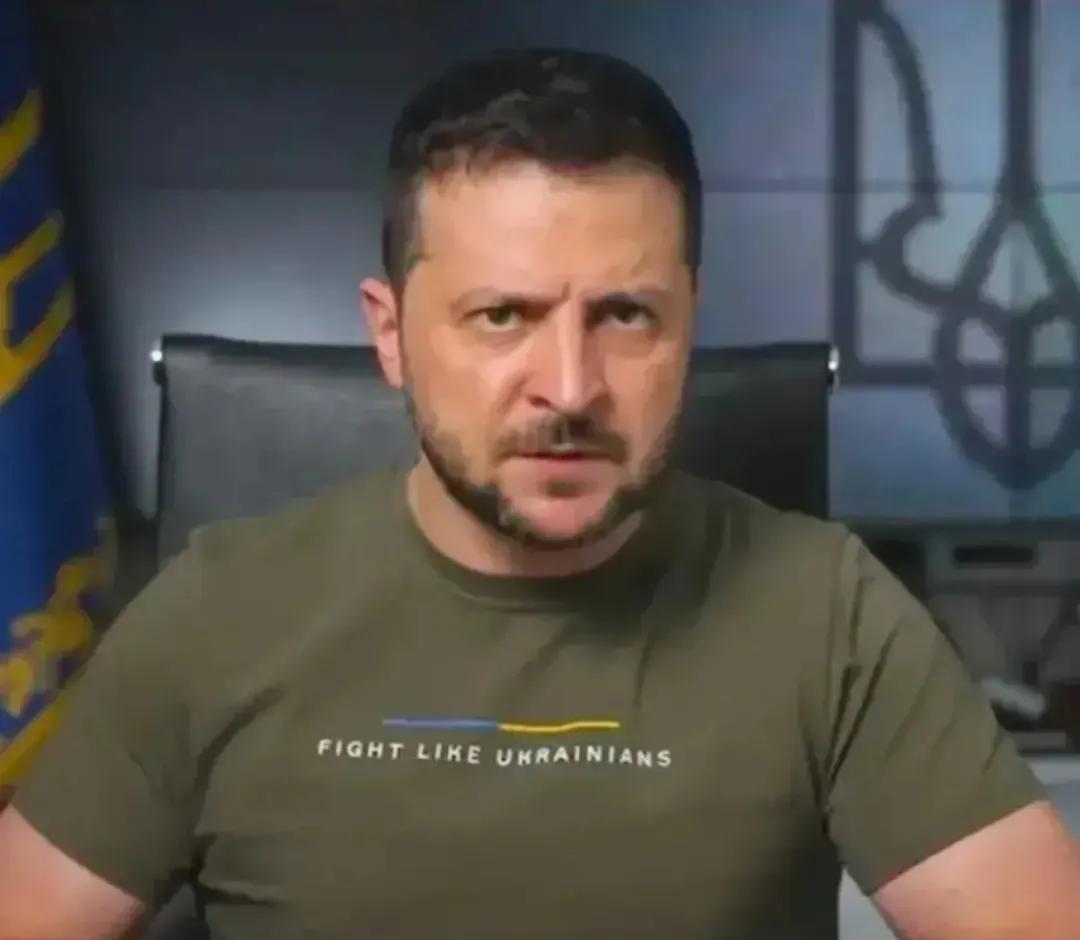 泽连斯基下令再征召20万士兵投入战场，誓与俄罗斯死磕到底。俄乌战场目前已经进入了