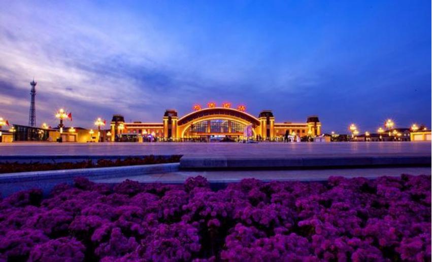 以“鸡”命名的两座城市，一个大名鼎鼎，另一个你知道吗？
在中国这片广袤的土地上，