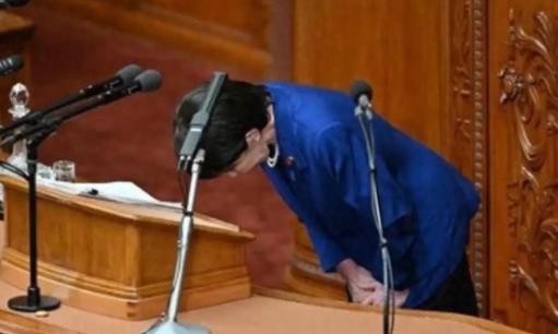 中国对日本，既不学美国，也不学俄罗斯，更不学以色列，明目张胆的开战，中国不开枪炮