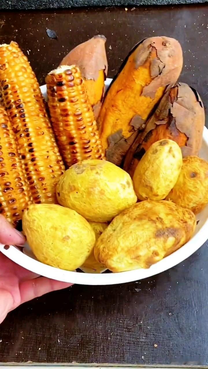 别乱花钱买天价保健品！玉米、红薯、大豆三样平价食材，营养碾压各类补品
 
  真