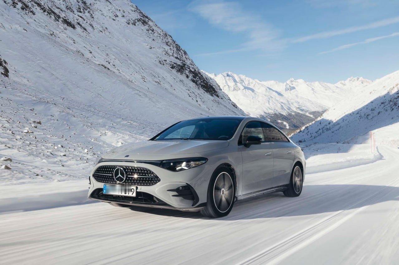 德国汽车工业走到尽头了吗？奔驰最新CLA 220混动，用的是一台和吉利联合开发、