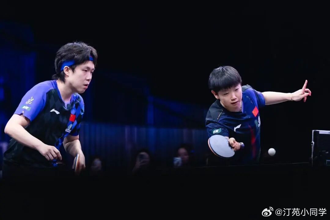 乒乓球全锦赛 混双共122对组合参赛。其中有王楚钦/孙颖莎、林诗栋/蒯曼、袁励岑