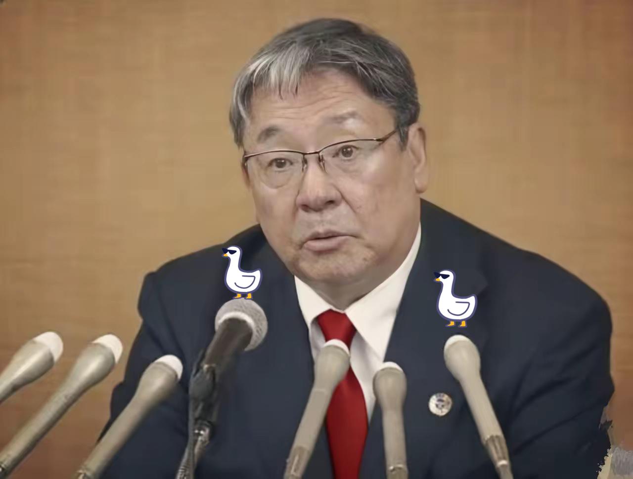 来消息了！
3月25日，日本船主协会会长长泽仁志突然爆出猛料：目前有45艘日本船