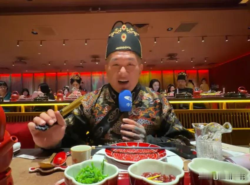 网红馆长陈之翰开始反击了，对岛内那些说他来大陆捞钱，来大陆骗流量骗钱的名嘴直接做