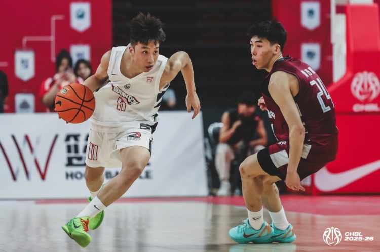 耐高-清华附中16分逆转回浦中学夺冠 郝煊18分 石洺豪25分