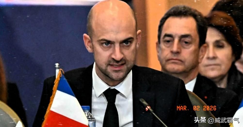 美国在中东国家的军事基地很明显扛不住了，盟友即将加入中东这场混战，法国外长巴罗在